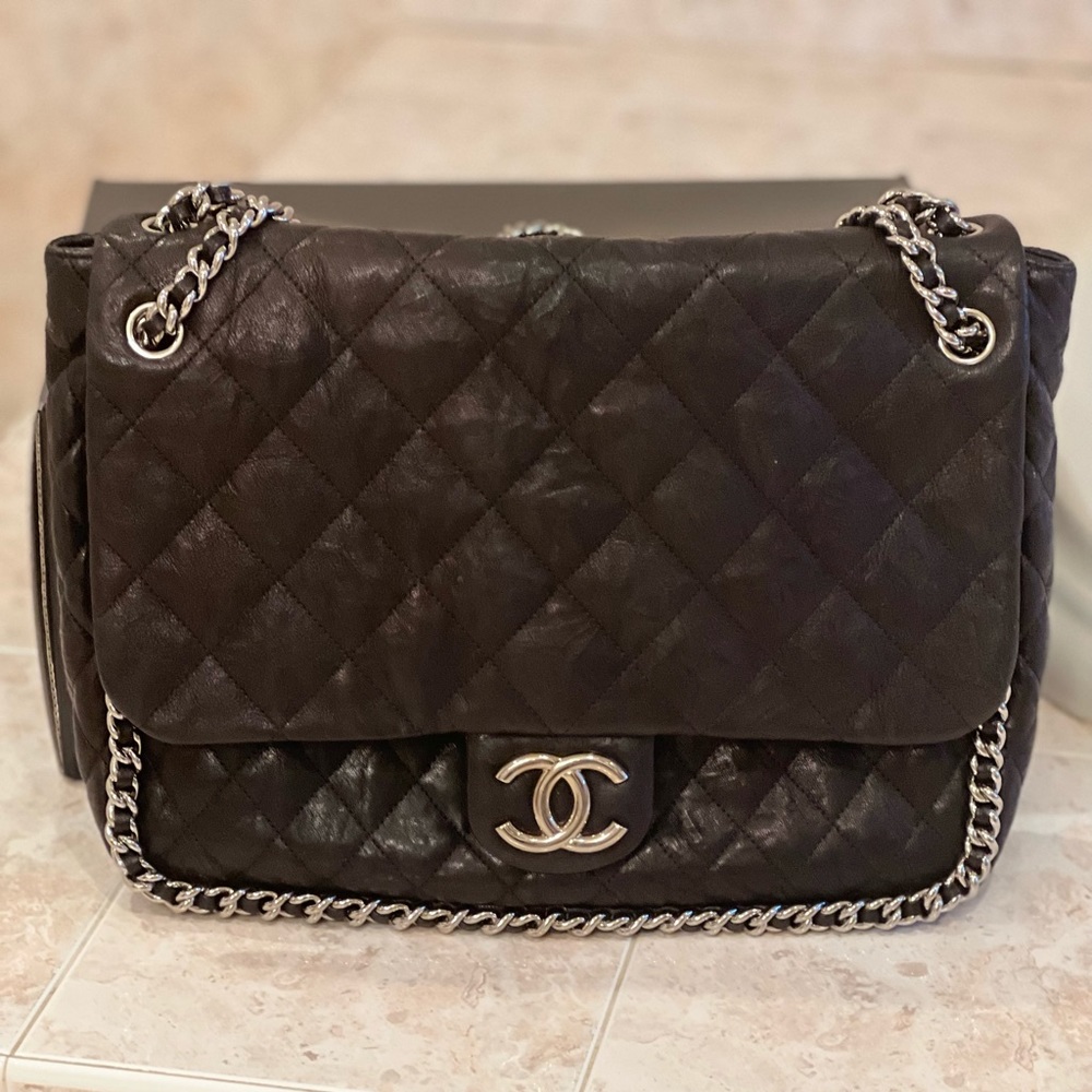 Chanel Bag - Picture 1 of 4